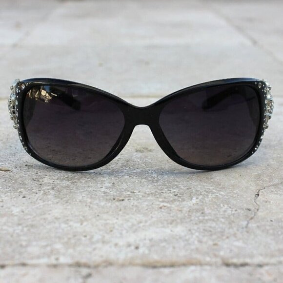 Montana West Concho Sunglasses Rhinestone in Black main image 8